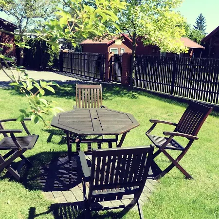 Pod Kasztanami 詹塔尔