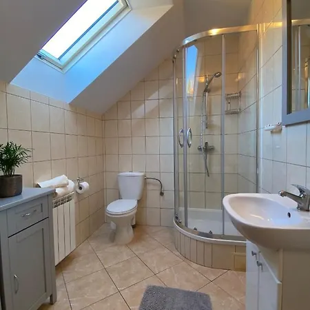 Pod Kasztanami Jantar