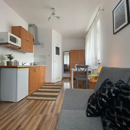 Pod Kasztanami Rum i privatbostad Jantar