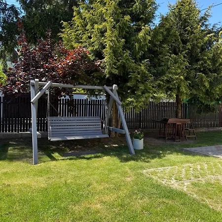 Pod Kasztanami منزل للإقامة يانتار